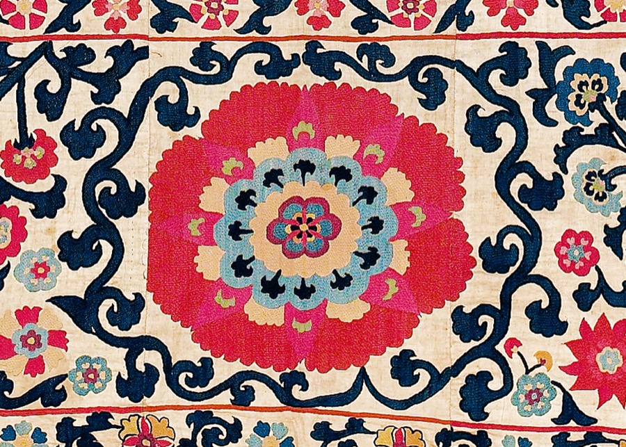 Shahrisabz suzanisi — qo'lda kashta tikilgan